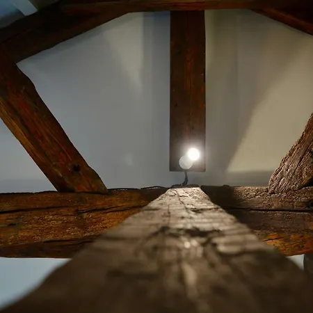 Apartment Yellow House *