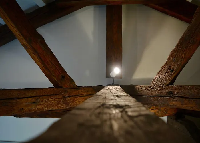 Apartment Yellow House *