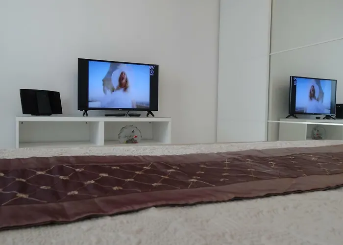 Yellow House Appartement *